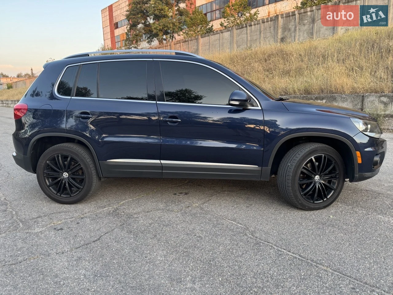 2011 Volkswagen Tiguan - мініатюра 8