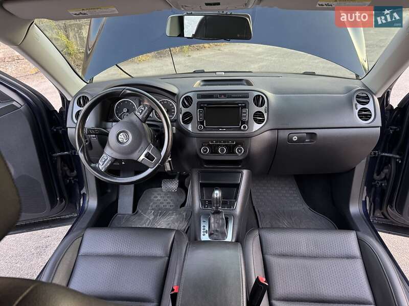 Внедорожник / Кроссовер Volkswagen Tiguan 2011 в Запорожье