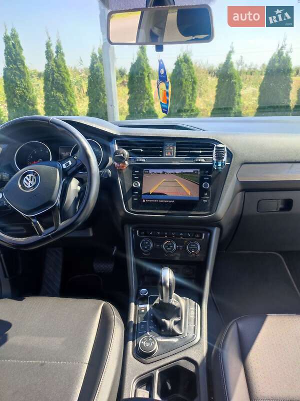 Внедорожник / Кроссовер Volkswagen Tiguan 2018 в Городке