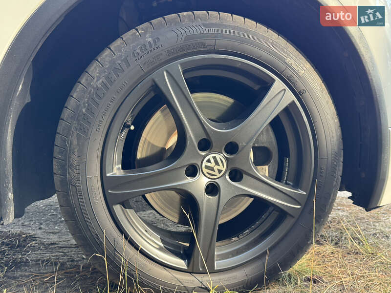 Внедорожник / Кроссовер Volkswagen Tiguan 2018 в Полтаве
