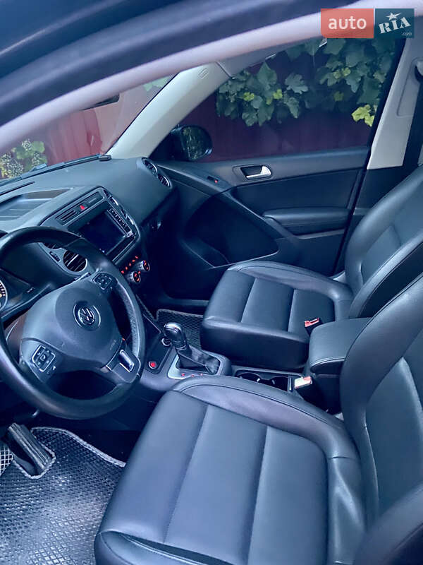 Внедорожник / Кроссовер Volkswagen Tiguan 2015 в Чорткове фото 6 Внедорожник / Кроссовер Volkswagen Tiguan 2015 в Чорткове