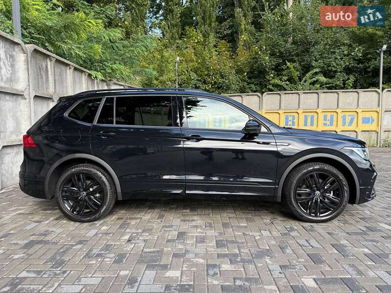 Внедорожник / Кроссовер Volkswagen Tiguan 2021 в Днепре фото 3 Внедорожник / Кроссовер Volkswagen Tiguan 2021 в Днепре