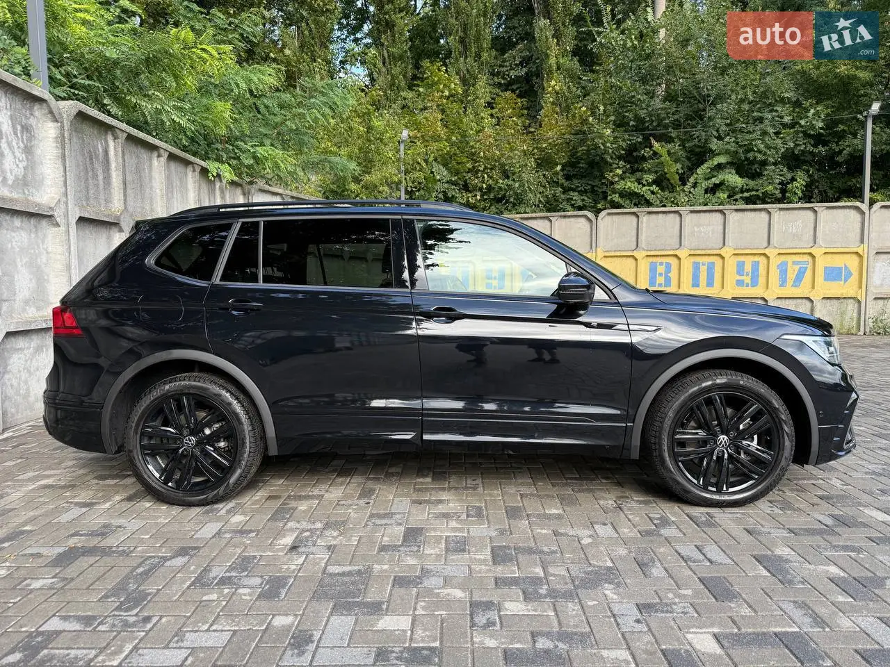 2020 Volkswagen Tiguan - мініатюра 21