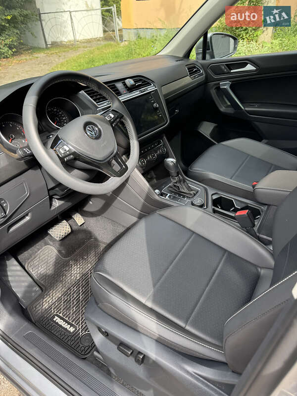 Позашляховик / Кросовер Volkswagen Tiguan 2020 в Рівному фото 13 Позашляховик / Кросовер Volkswagen Tiguan 2020 в Рівному