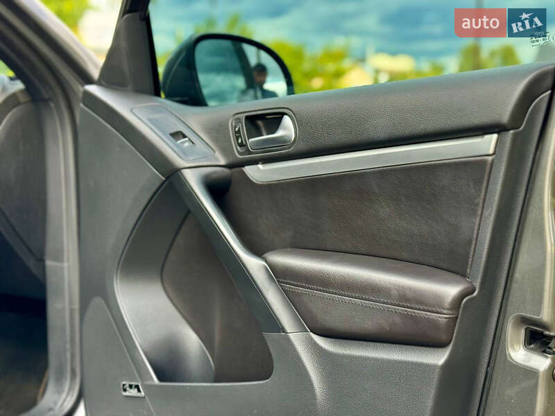 Внедорожник / Кроссовер Volkswagen Tiguan 2014 в Самборе