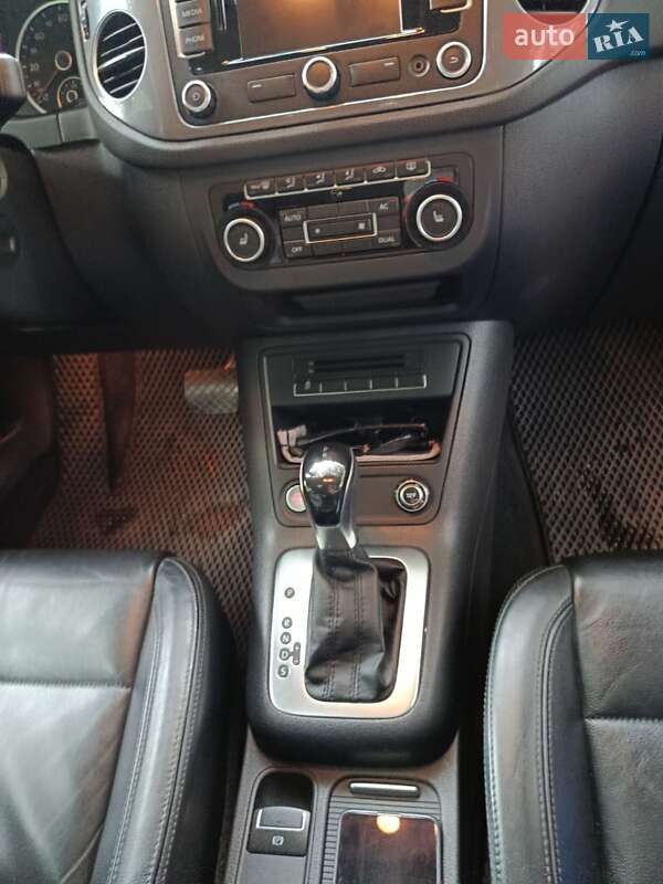 Внедорожник / Кроссовер Volkswagen Tiguan 2012 в Гадяче фото 13 Внедорожник / Кроссовер Volkswagen Tiguan 2012 в Гадяче