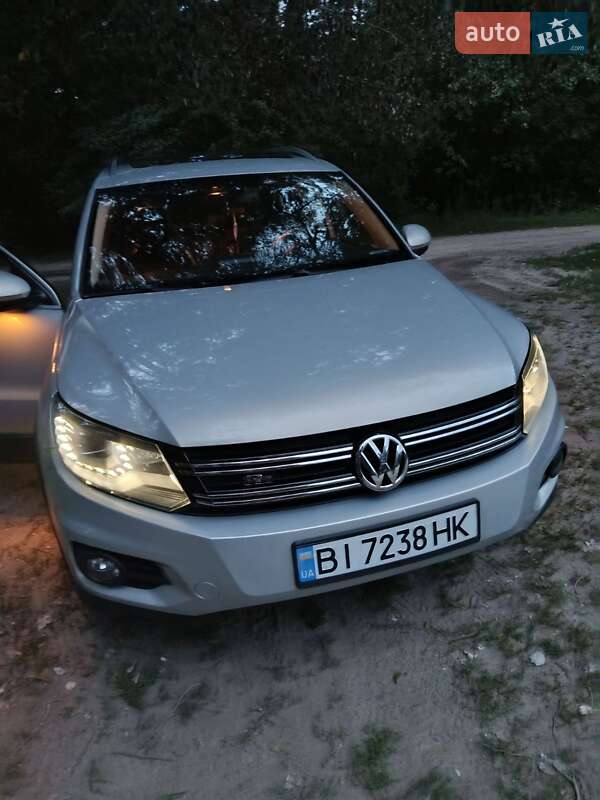 Внедорожник / Кроссовер Volkswagen Tiguan 2012 в Гадяче фото 18 Внедорожник / Кроссовер Volkswagen Tiguan 2012 в Гадяче