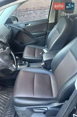 Внедорожник / Кроссовер Volkswagen Tiguan 2012 в Житомире