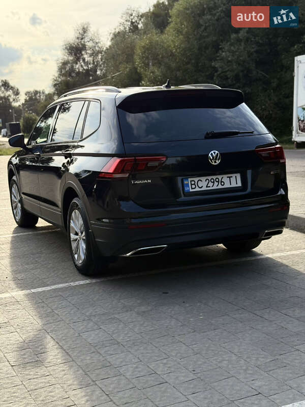 Позашляховик / Кросовер Volkswagen Tiguan 2019 в Новояворівську
