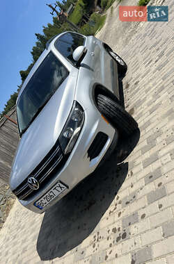Внедорожник / Кроссовер Volkswagen Tiguan 2017 в Славском