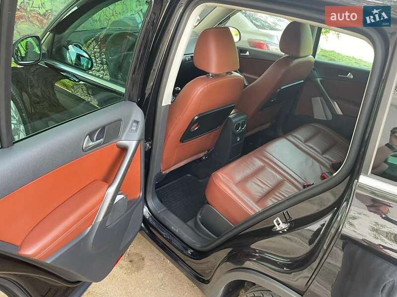 Внедорожник / Кроссовер Volkswagen Tiguan 2008 в Николаеве