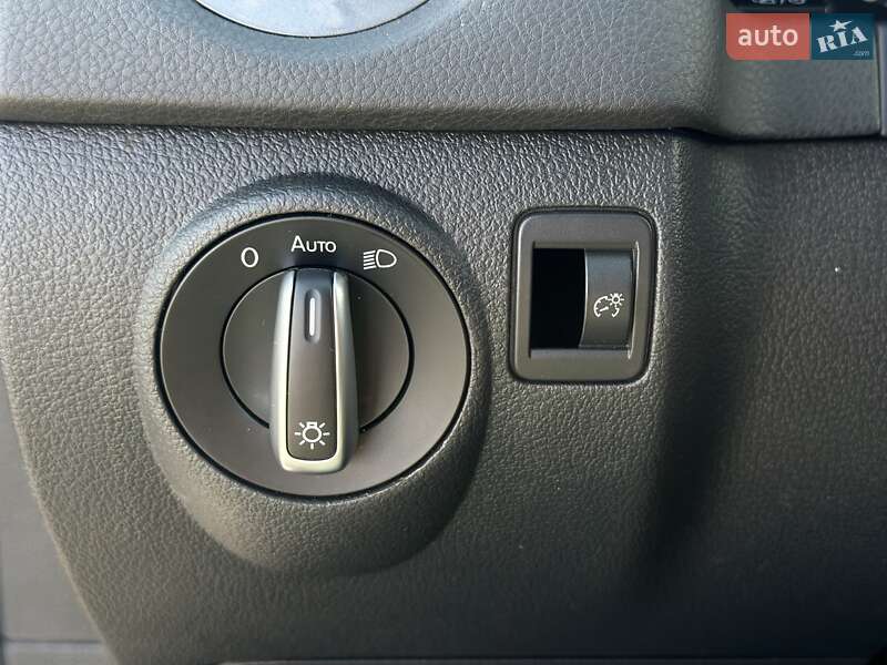 Внедорожник / Кроссовер Volkswagen Tiguan 2016 в Черновцах фото 26 Внедорожник / Кроссовер Volkswagen Tiguan 2016 в Черновцах