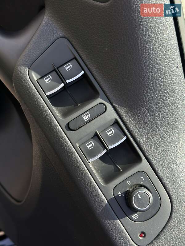 Внедорожник / Кроссовер Volkswagen Tiguan 2016 в Черновцах фото 24 Внедорожник / Кроссовер Volkswagen Tiguan 2016 в Черновцах