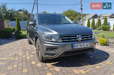 Внедорожник / Кроссовер Volkswagen Tiguan 2020 в Верхнеднепровске