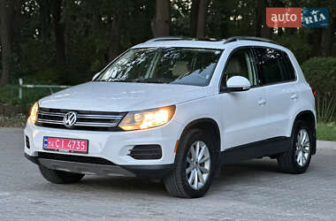 Внедорожник / Кроссовер Volkswagen Tiguan 2017 в Львове