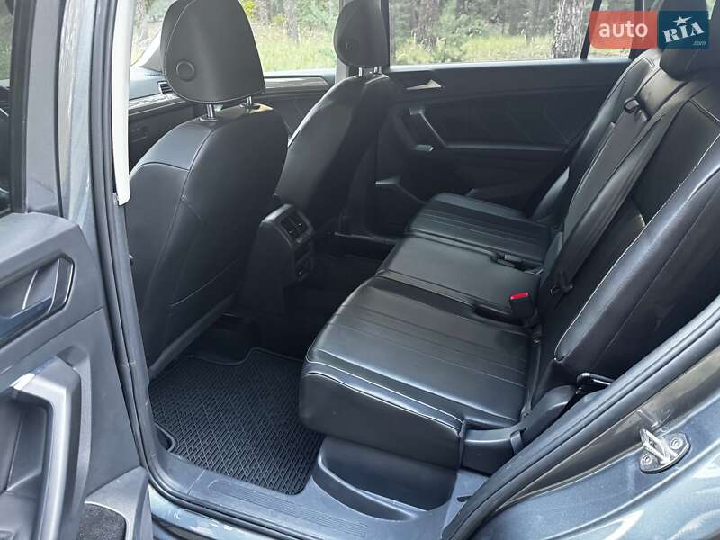 Внедорожник / Кроссовер Volkswagen Tiguan 2022 в Киеве