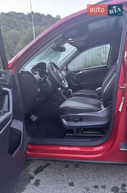 Внедорожник / Кроссовер Volkswagen Tiguan 2022 в Рахове