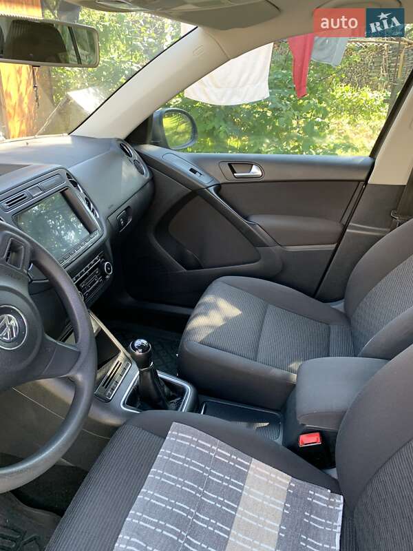 Внедорожник / Кроссовер Volkswagen Tiguan 2012 в Дрогобыче