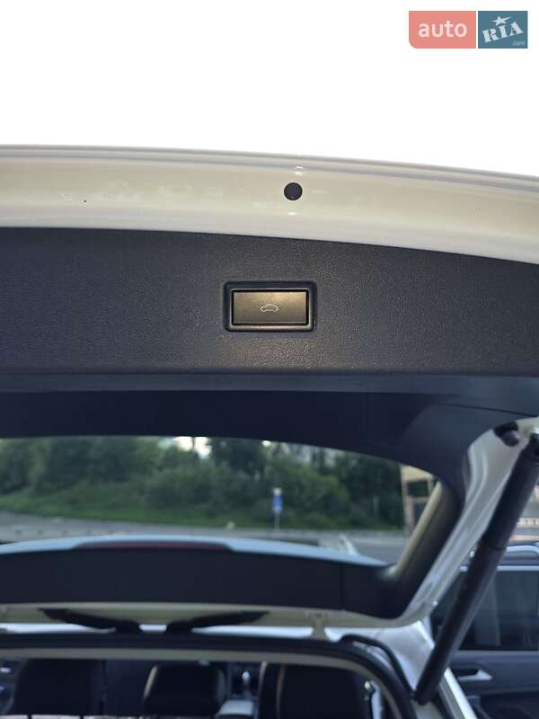 Внедорожник / Кроссовер Volkswagen Tiguan 2020 в Тернополе