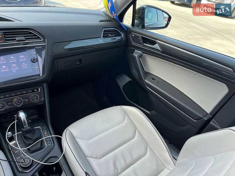 Позашляховик / Кросовер Volkswagen Tiguan 2018 в Львові
