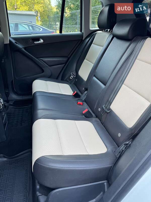 Внедорожник / Кроссовер Volkswagen Tiguan 2016 в Тернополе