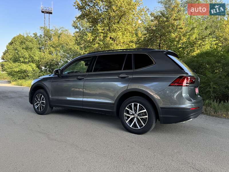 Внедорожник / Кроссовер Volkswagen Tiguan 2018 в Днепре