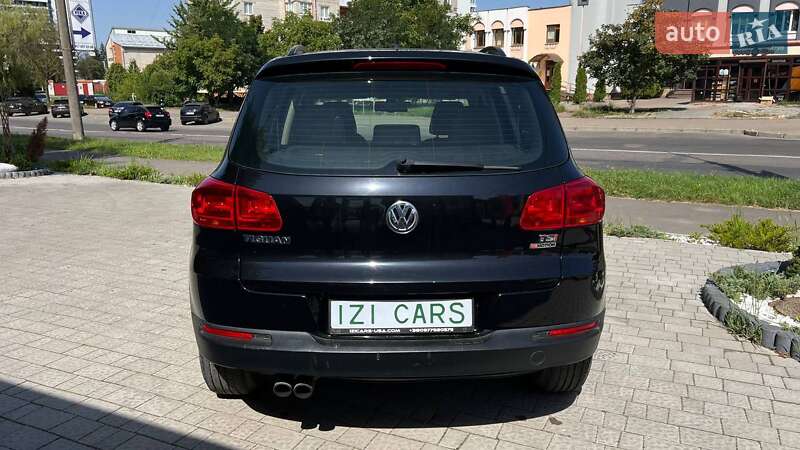 Внедорожник / Кроссовер Volkswagen Tiguan 2015 в Львове