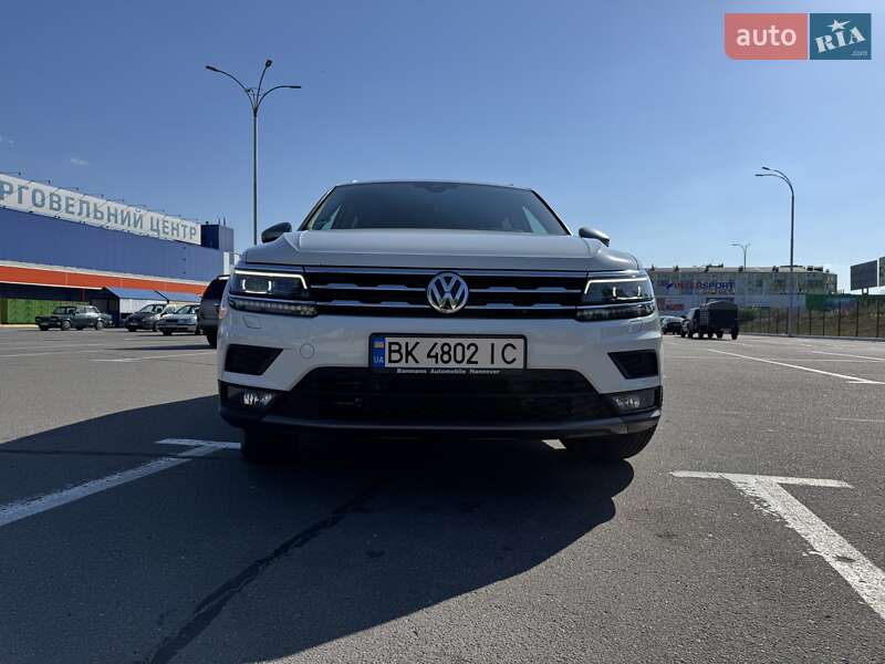 Позашляховик / Кросовер Volkswagen Tiguan 2018 в Вінниці