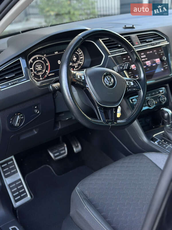 Внедорожник / Кроссовер Volkswagen Tiguan 2018 в Киеве