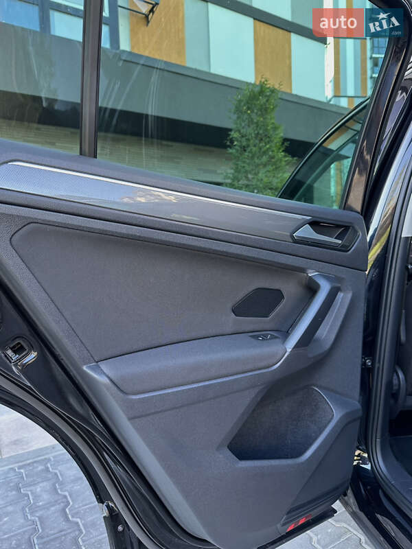 Внедорожник / Кроссовер Volkswagen Tiguan 2018 в Киеве