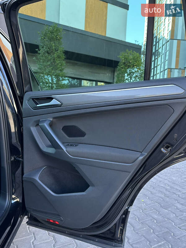 Внедорожник / Кроссовер Volkswagen Tiguan 2018 в Киеве