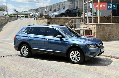 Позашляховик / Кросовер Volkswagen Tiguan 2018 в Кам'янець-Подільському