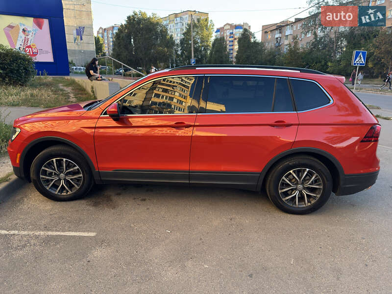 Внедорожник / Кроссовер Volkswagen Tiguan 2019 в Полтаве фото 5 Внедорожник / Кроссовер Volkswagen Tiguan 2019 в Полтаве