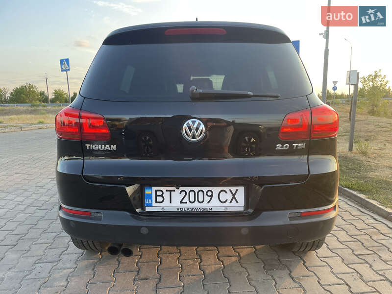 Позашляховик / Кросовер Volkswagen Tiguan 2013 в Кривому Розі