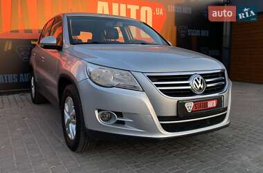 Внедорожник / Кроссовер Volkswagen Tiguan 2010 в Виннице