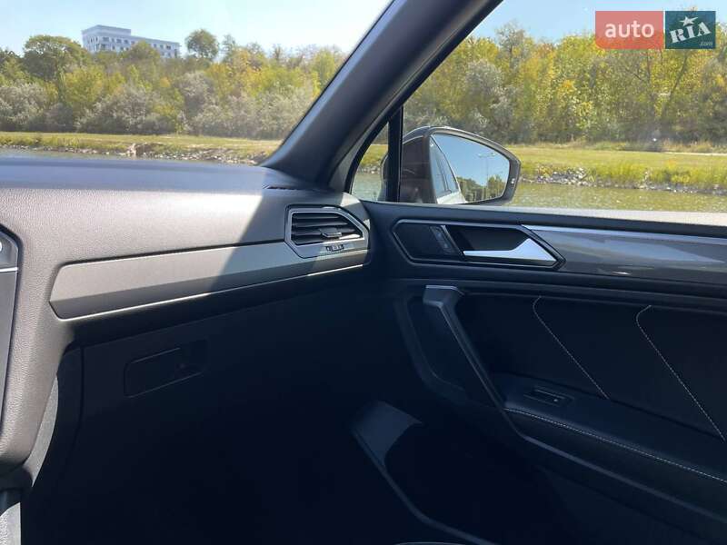 Внедорожник / Кроссовер Volkswagen Tiguan 2022 в Днепре