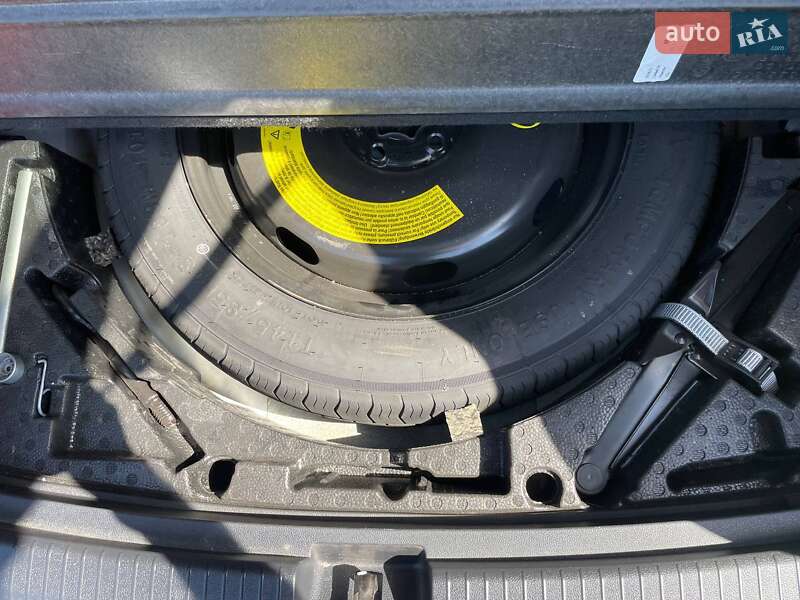 Внедорожник / Кроссовер Volkswagen Tiguan 2022 в Днепре