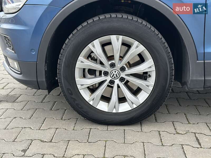 Внедорожник / Кроссовер Volkswagen Tiguan 2018 в Черновцах