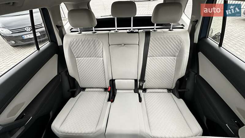 Внедорожник / Кроссовер Volkswagen Tiguan 2018 в Черновцах