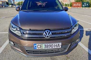 Позашляховик / Кросовер Volkswagen Tiguan 2014 в Чернівцях