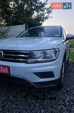 Позашляховик / Кросовер Volkswagen Tiguan 2018 в Рівному