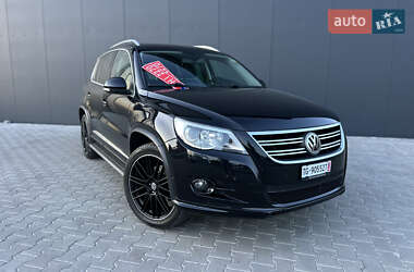 Позашляховик / Кросовер Volkswagen Tiguan 2010 в Луцьку
