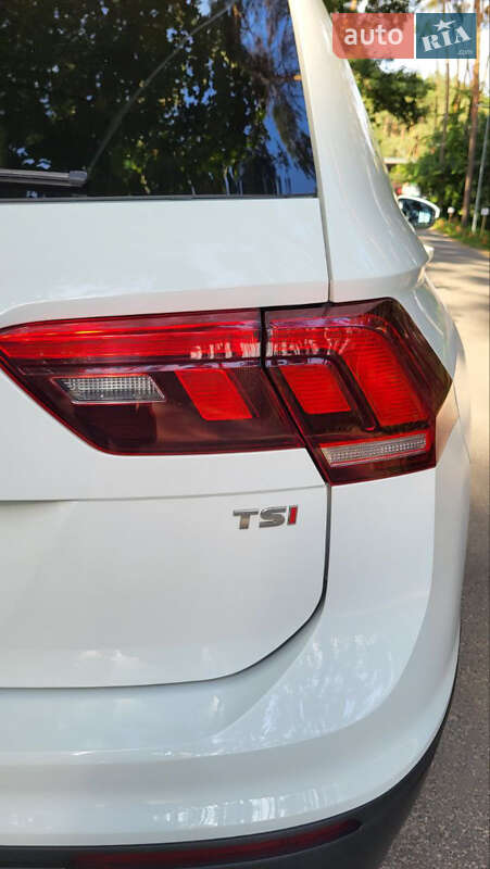 Внедорожник / Кроссовер Volkswagen Tiguan 2018 в Киеве