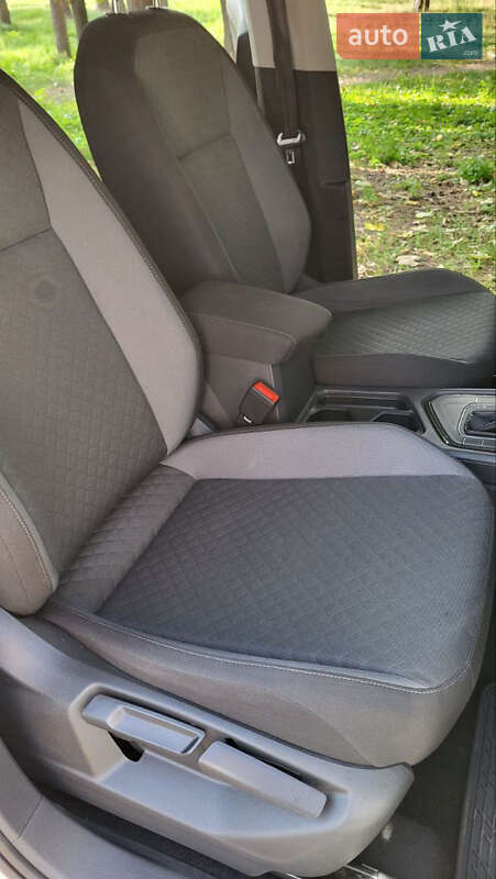 Внедорожник / Кроссовер Volkswagen Tiguan 2018 в Киеве