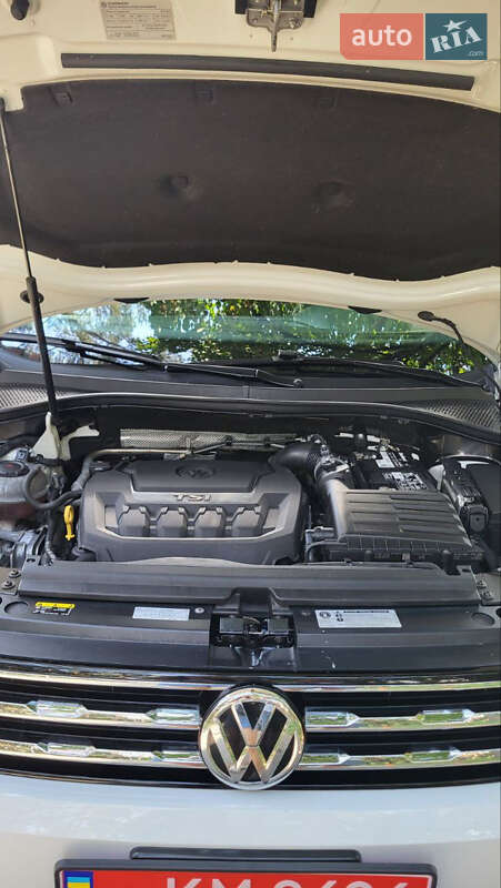 Внедорожник / Кроссовер Volkswagen Tiguan 2018 в Киеве