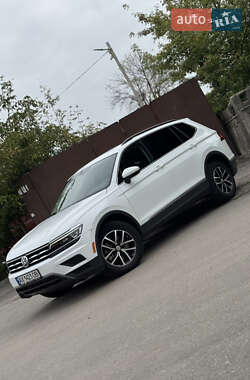 Позашляховик / Кросовер Volkswagen Tiguan 2020 в Харкові