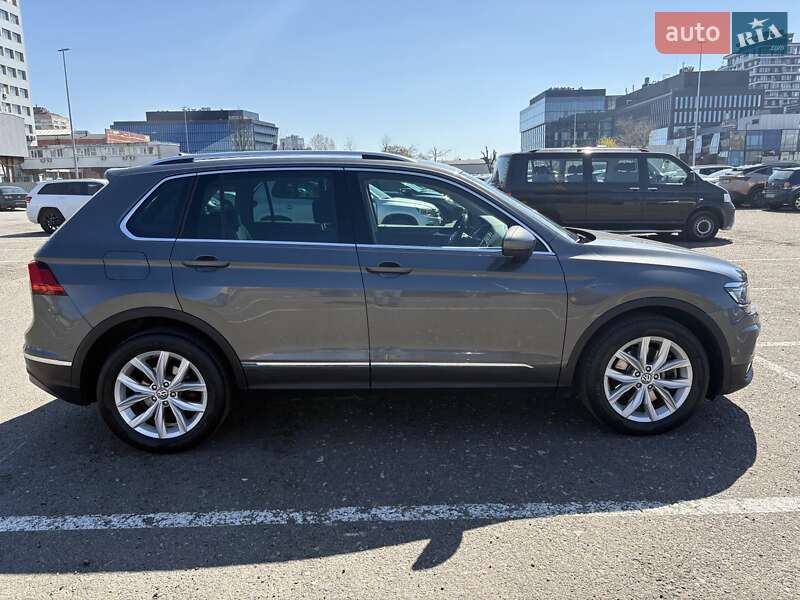Внедорожник / Кроссовер Volkswagen Tiguan 2017 в Киеве