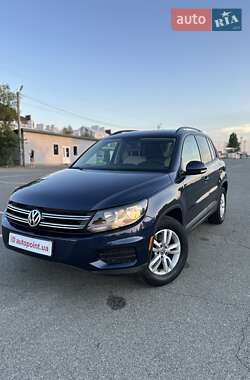 Внедорожник / Кроссовер Volkswagen Tiguan 2015 в Белогородке