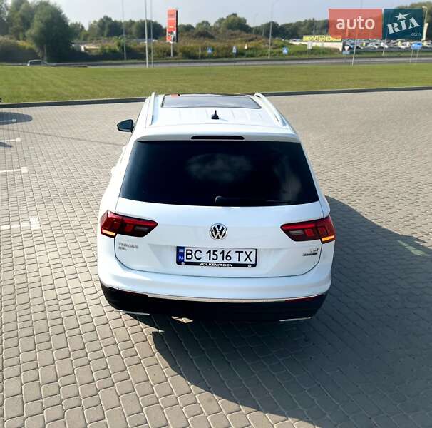 Внедорожник / Кроссовер Volkswagen Tiguan 2018 в Львове