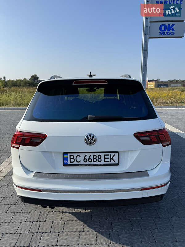 Внедорожник / Кроссовер Volkswagen Tiguan 2016 в Львове фото 15 Внедорожник / Кроссовер Volkswagen Tiguan 2016 в Львове
